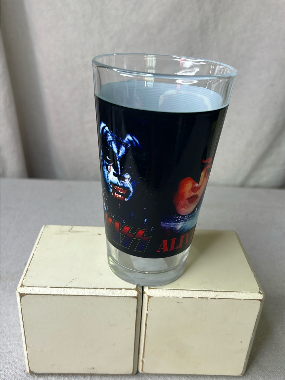 Kiss Alive 2 Pint Glass